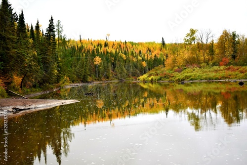 Fototapeta Naklejka Na Ścianę i Meble -  Autumn reflections on the lake