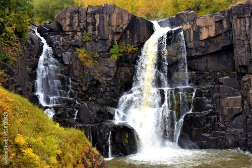 Fototapeta Naklejka Na Ścianę i Meble -  waterfall in the mountains