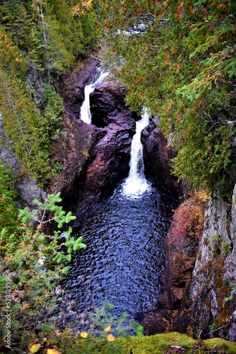 Fototapeta Naklejka Na Ścianę i Meble -  Devil's kettle in Minnesota 