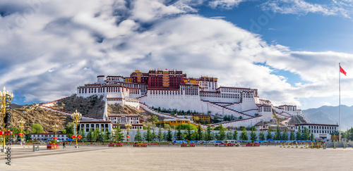 Potala Palace of Lhasa city Xizang Autonomous Region, China. photo