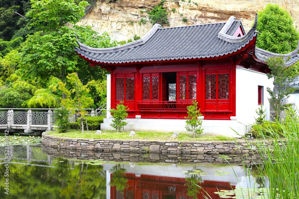 traditional chinese house