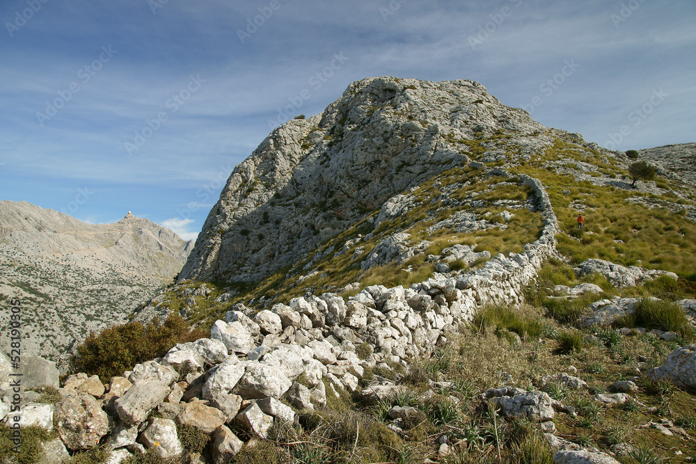 Penyal des Migdia 1356 metros y Sa Rateta 1113 metros. Soller.Sierra de Tramuntana.Mallorca.Islas Baleares. España.