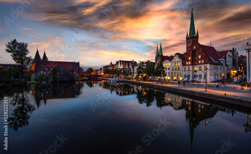 Lübeck Altstadt, Traveufer