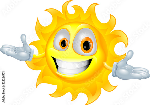 Cute sun mascot cartoon cha...