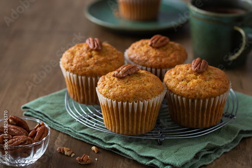 carrot and nuts muffins