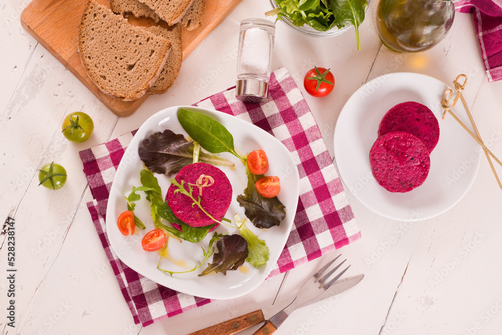 Beetroot veggie burger.