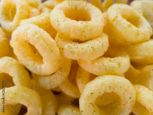 yellow corn rings with cheese and green onion flavor. Beer snacks