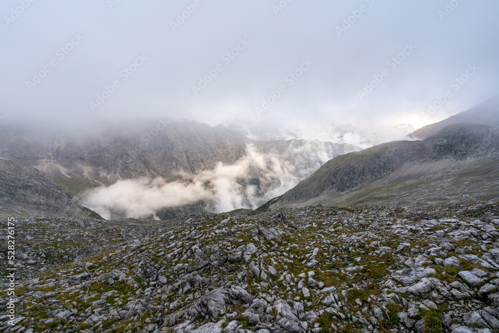 Karwendel im Nebel