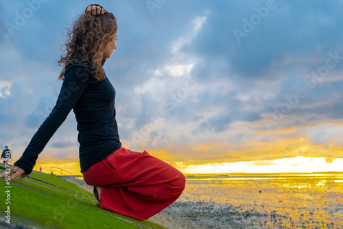 Frau am Wattenmeer (AG) - Ostsee photo