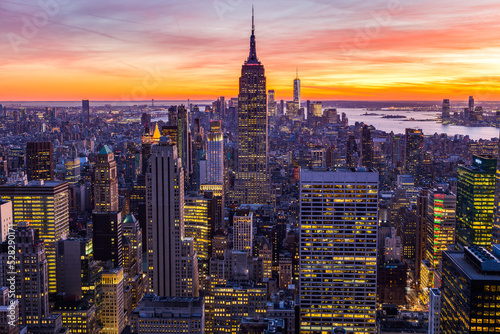 Tela New York City Skyline at sunset