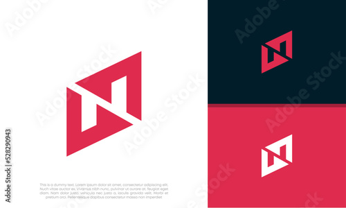 Initials C logo design. Initial Letter Logo. Innovative high tech logo template.