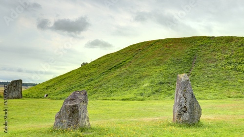 Foto tumulus de Anundshög, Site historique à Vasteras en Suède