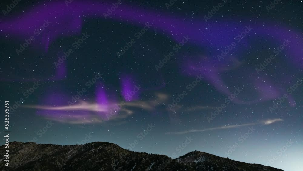 Northern Lights Purple Loop Winter Mountain Peaks Dark Sky