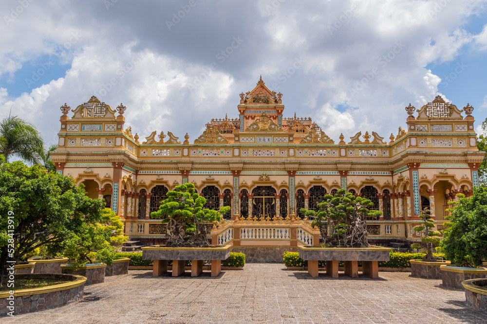Vinh Tranh Pagoda in My Tho