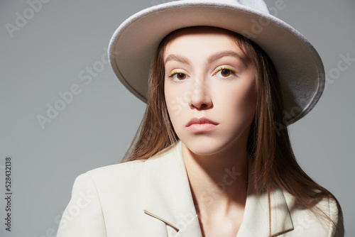 elegant lady in hat