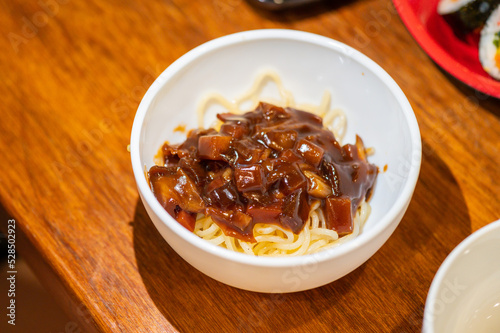 korean instant noodle with spicy sauce and chicken