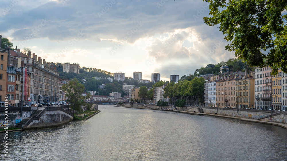 Lyon Frankreich Ausblick auf den Fluss Saone 