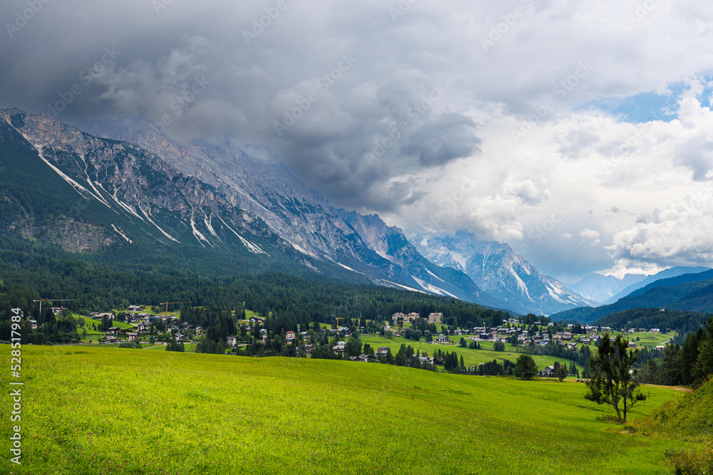Obraz premium Landscape surroundings Cortina d'Amepzzo - Italy