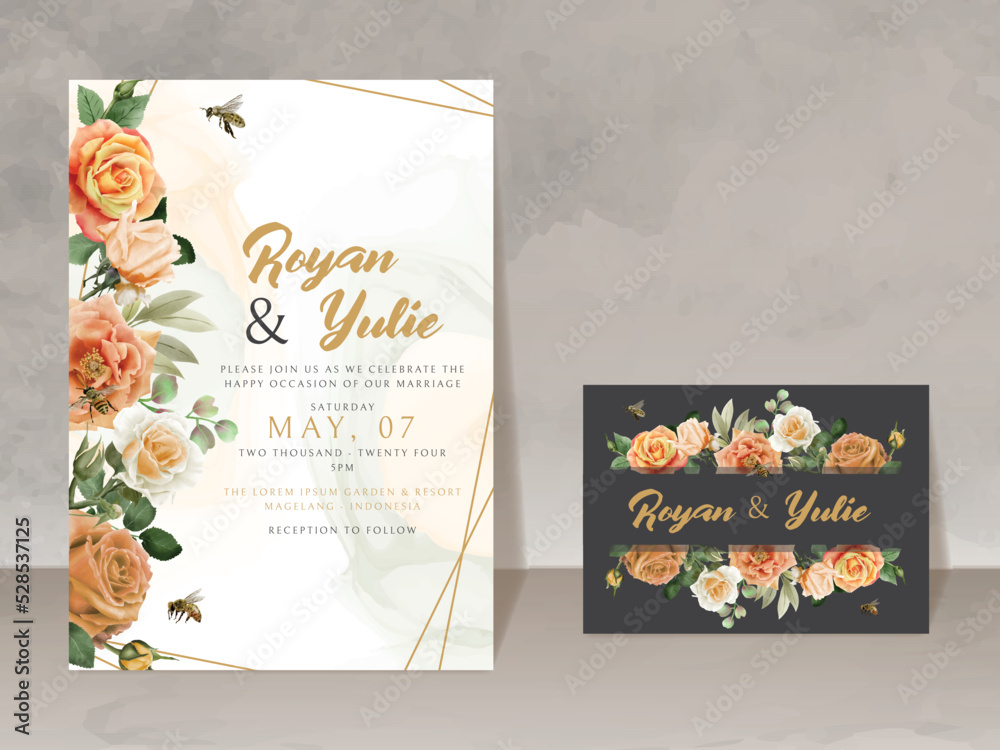 Obraz premium beautiful wedding invitation card template with honey bee and floral design