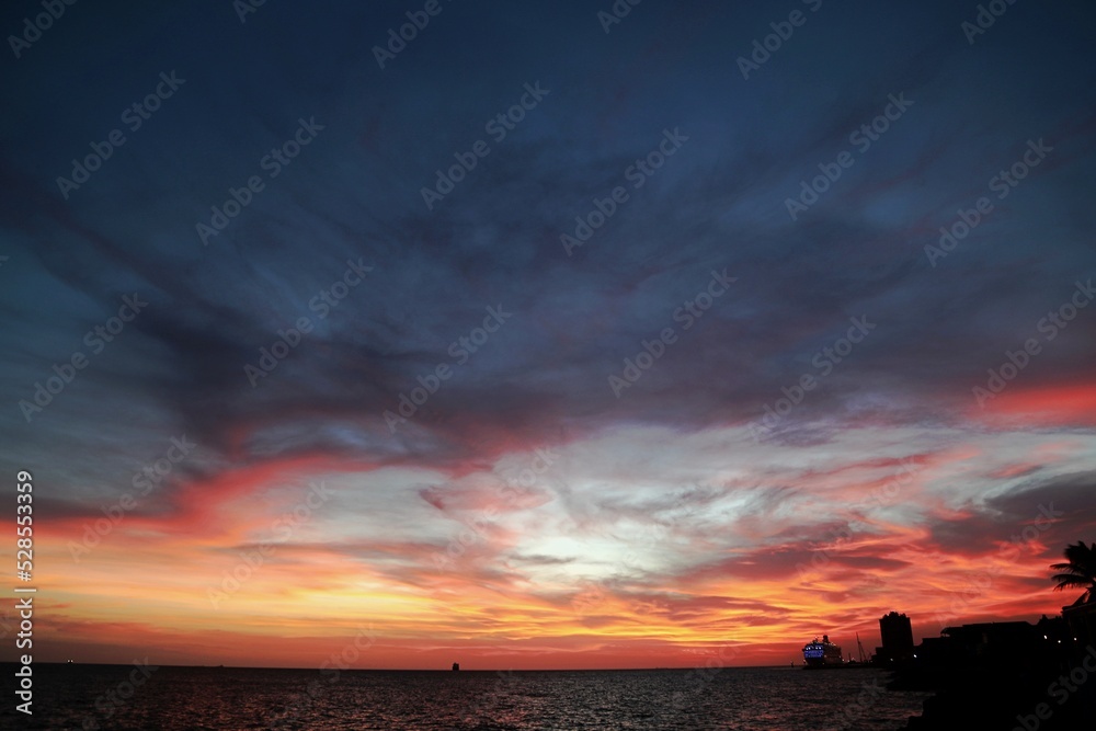 Obraz premium Roter Himmel