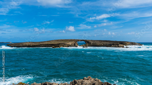 sea and rocks