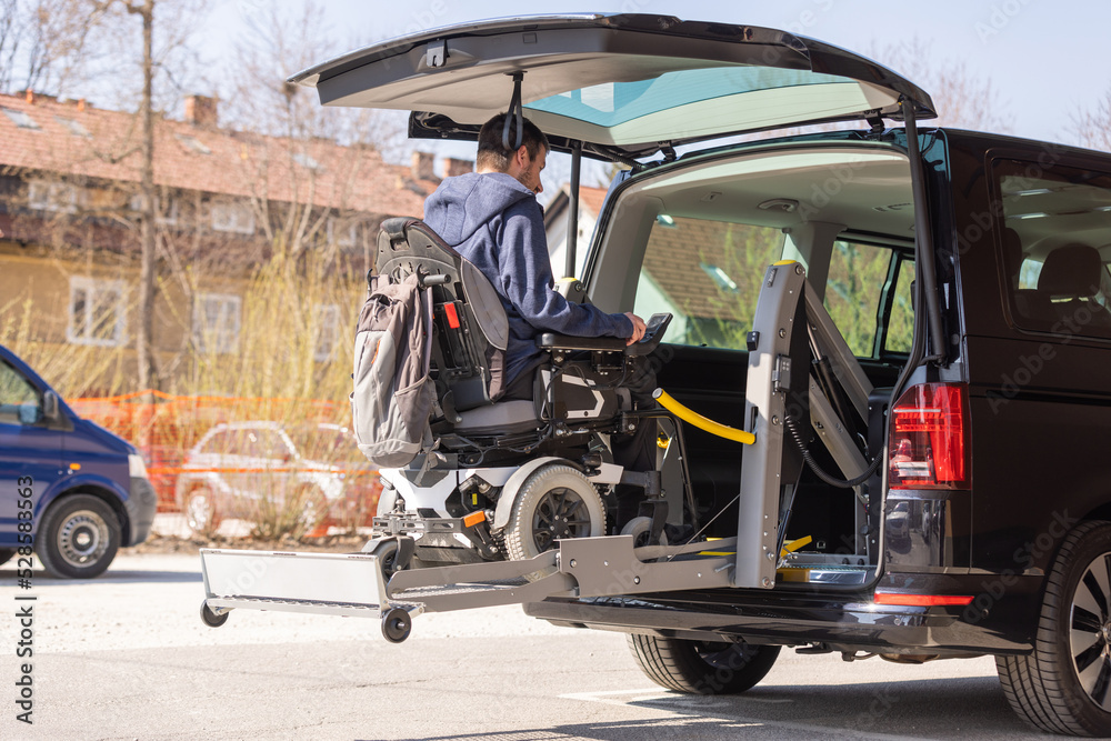 Hydraulic Wheelchair Lift