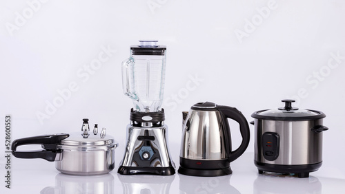Bild auf Leinwand Small modern kitchen appliances - Isolated on neutral background