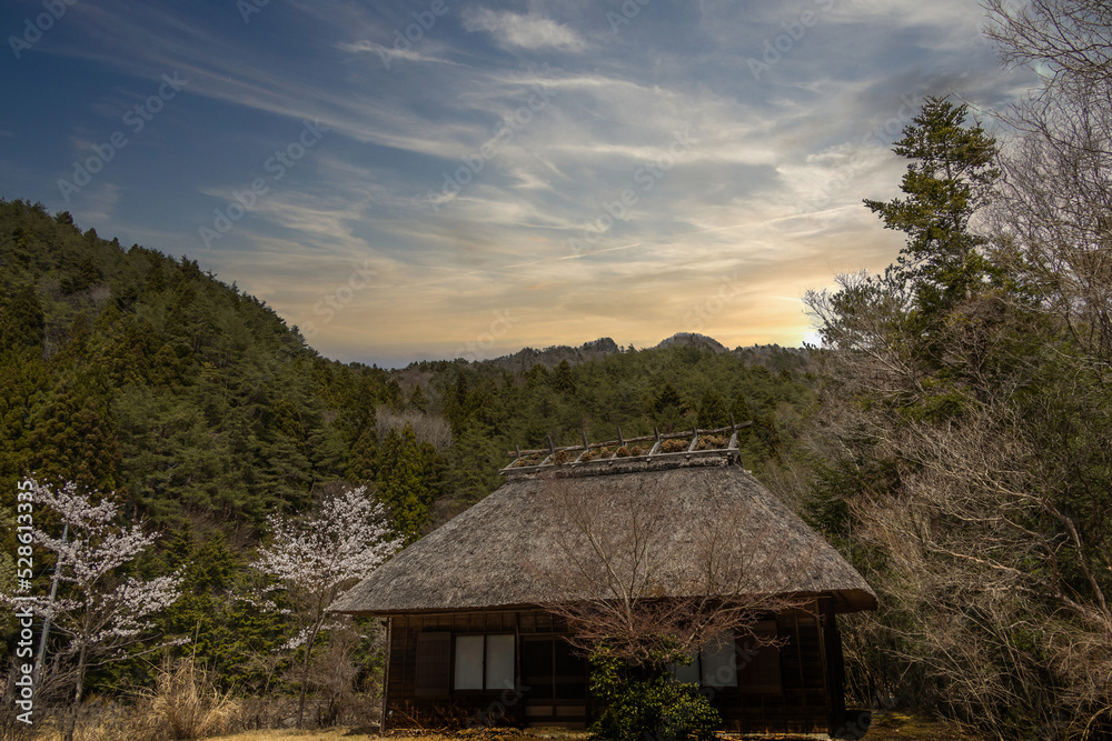 日本家屋　Landscape with old Japanese house