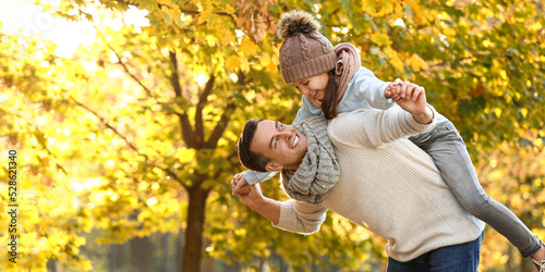 Happy father and little dau...