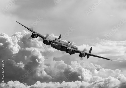 Tapety artystyczne Lancaster bomber in flight