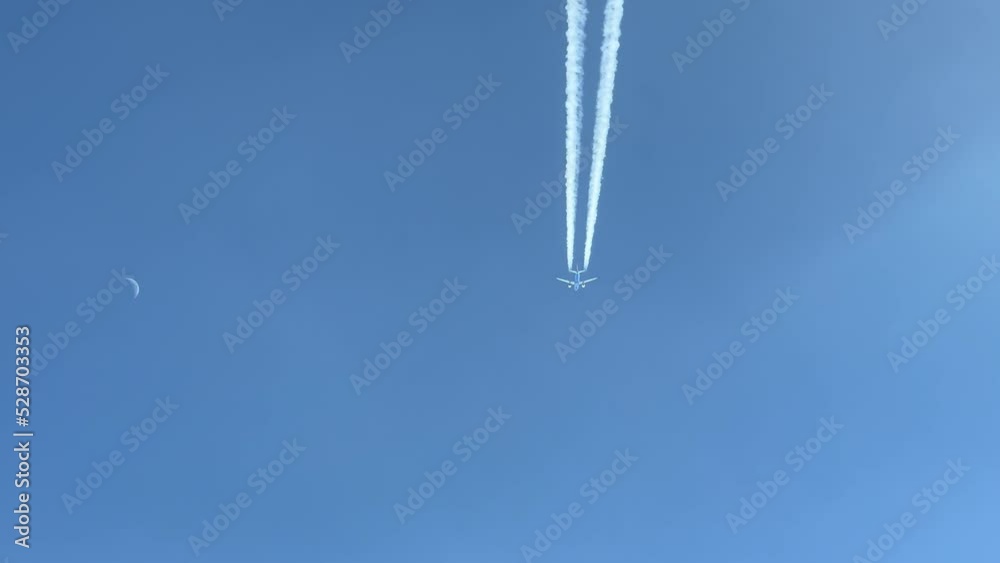 Awesome and unique pilot point of view of the wake of Airbus jet flying