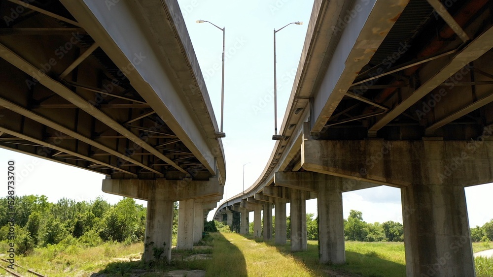 Interstate Highway bridge infrastructure 