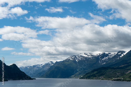 Wallpaper Mural Blick auf den Sørefjord bei Lofthus, Norwegen Torontodigital.ca