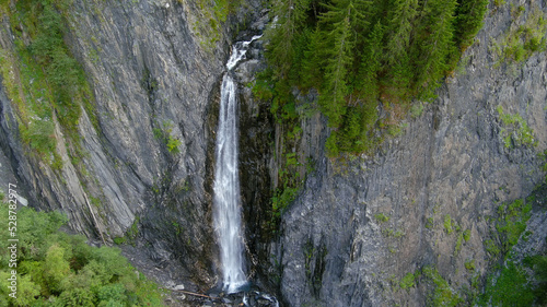 Tablou canvas La cascade la Muzelle près de Venosc, Isère, Oisans