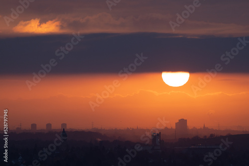 Sonnenaufgang Wiesbaden Blick auf Hochheim und Flörsheim