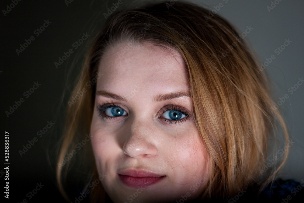 Naklejka premium portrait of a woman