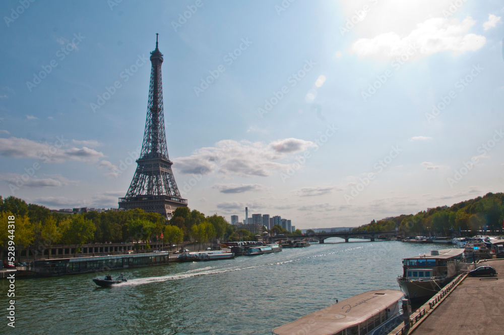 Naklejka premium Tour Eiffel