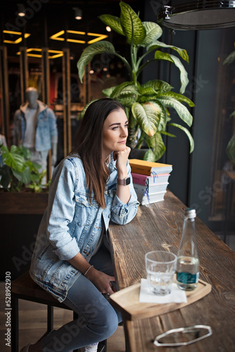 Intimidated model, woman in restaurant