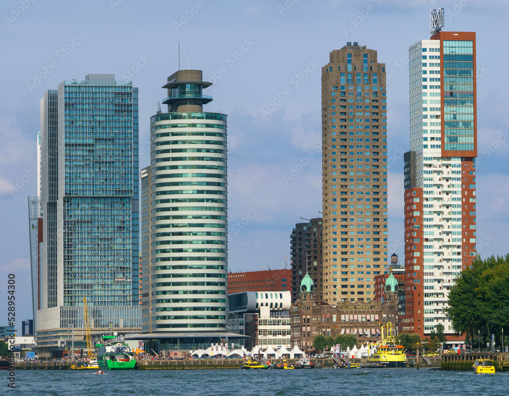 Fototapeta premium 20220904.World harbour days Rotterdam. Architecture.