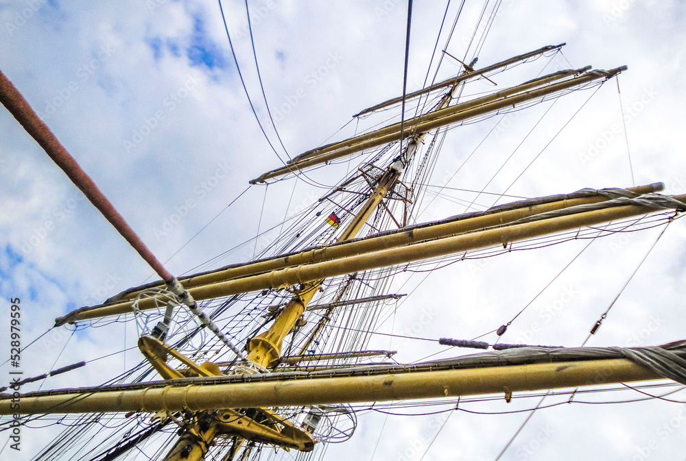 Details equipment anchor dock handlebar mast ships boats Bremerhaven Germany. Details equipment anchor dock handlebar mast ships boats Bremerhaven Germany.