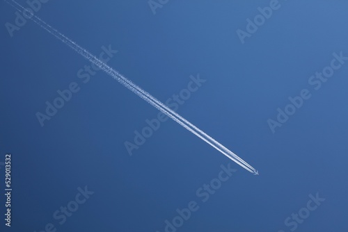 Passenger aircraft condensation trails
