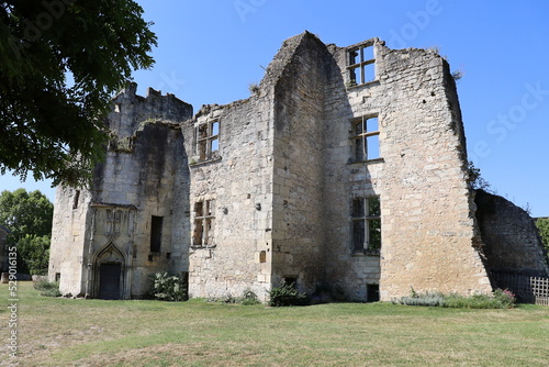 Tableau sur toile Les vestiges du chateau Barriere, ville de Périgueux, département de la Dordogne