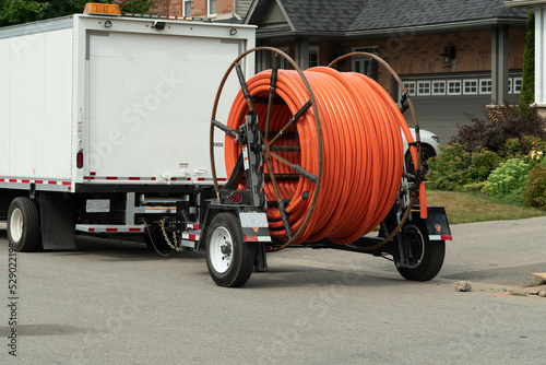 Plastic pipe for wiring a fiber -optic cable for the Internet