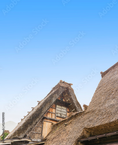 白川郷 合掌造り 世界文化遺産 飛騨高山 板壁 晩夏