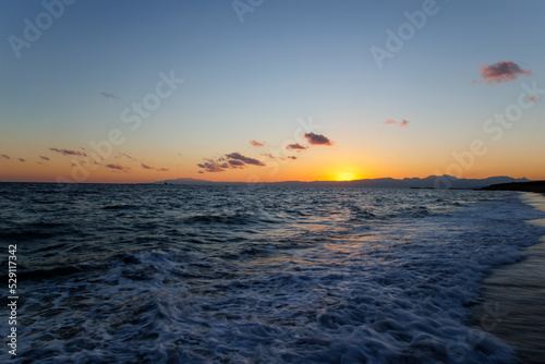 夕日が沈む湘南の海 © D maborosi