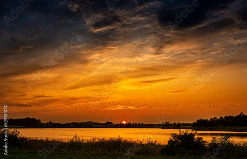 Obraz Jezioro w Manieczkach - zachód słońca