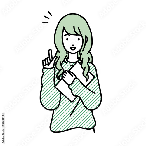 立って書類を手に持って何かひらめいたリモートワークの女性