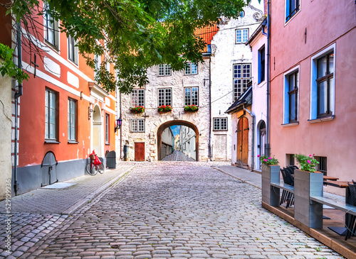 Fototapeta Naklejka Na Ścianę i Meble -  Medieval street in old European town, Baltic region