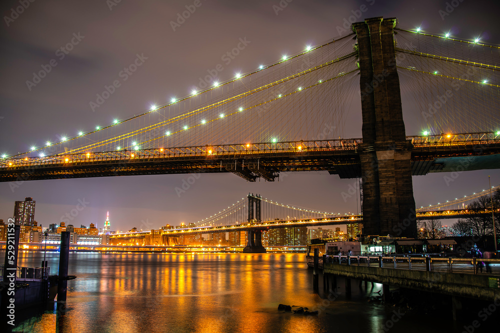 Fototapeta premium city bridge at night