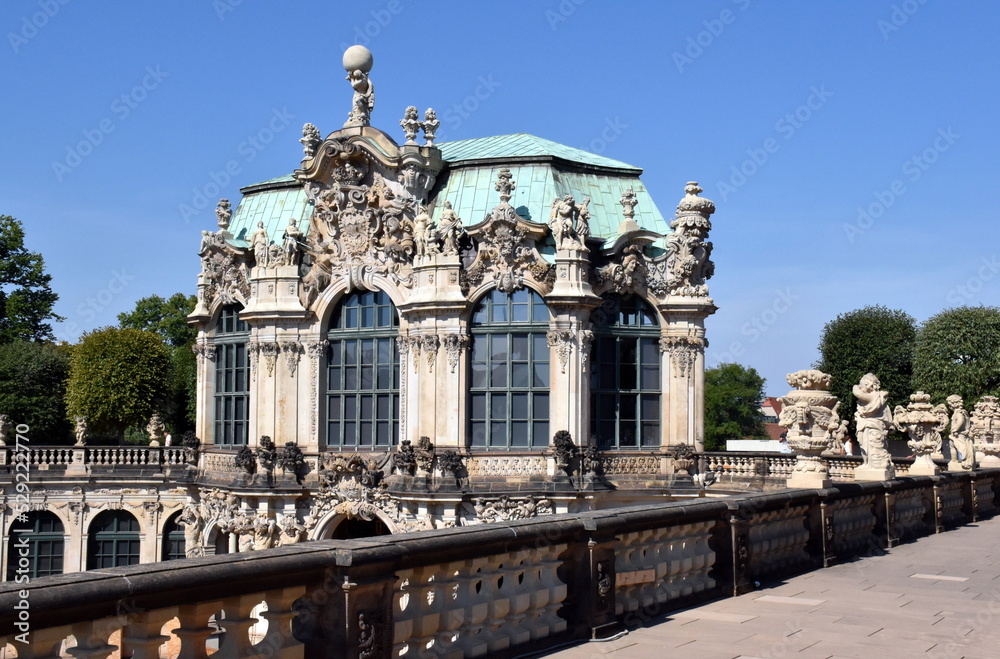 Fototapeta premium Galerie im Zwinger in Dresden